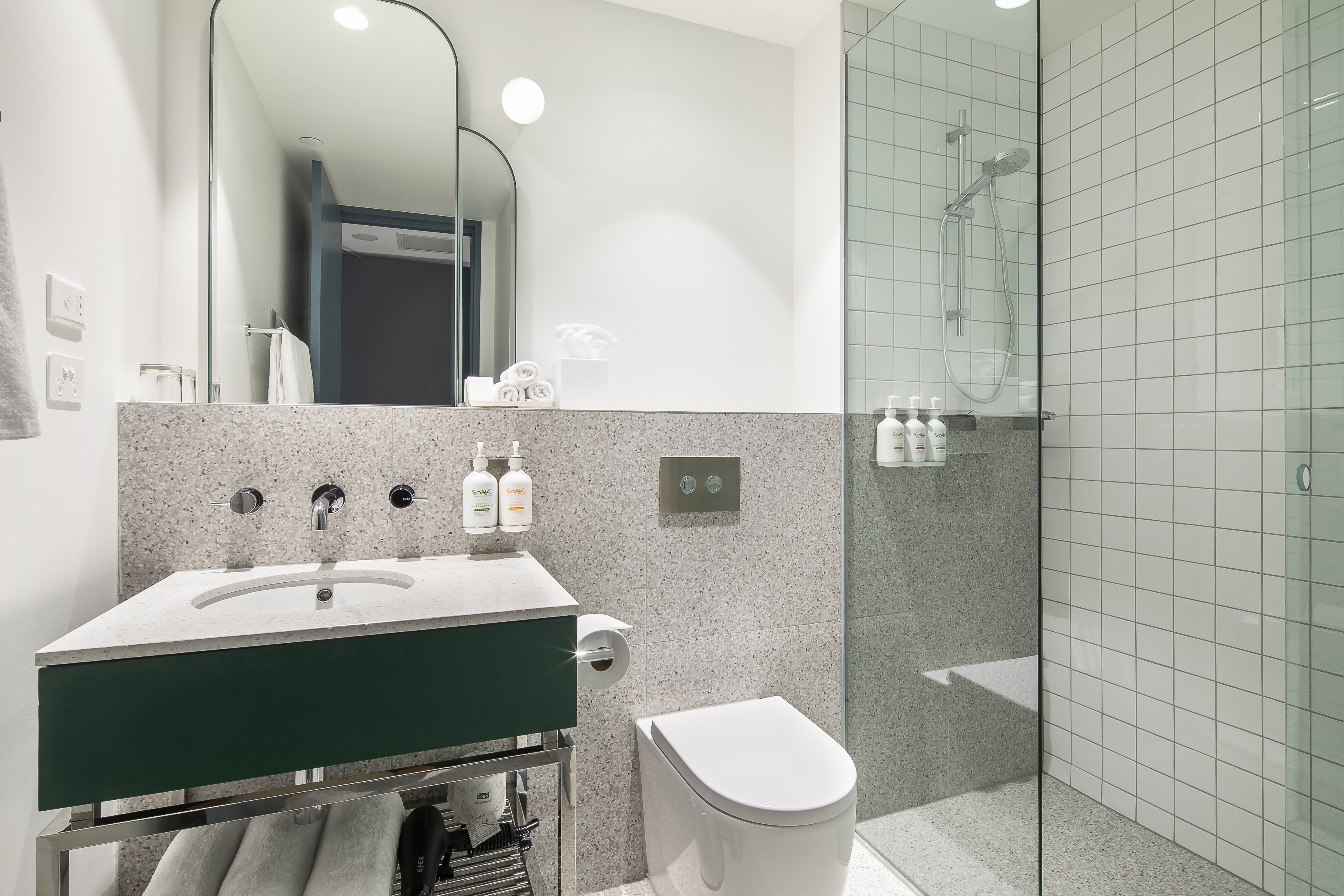غرفة قياسية بسريرين منفصلين، HOLIDAY INN WERRIBEE 3/4