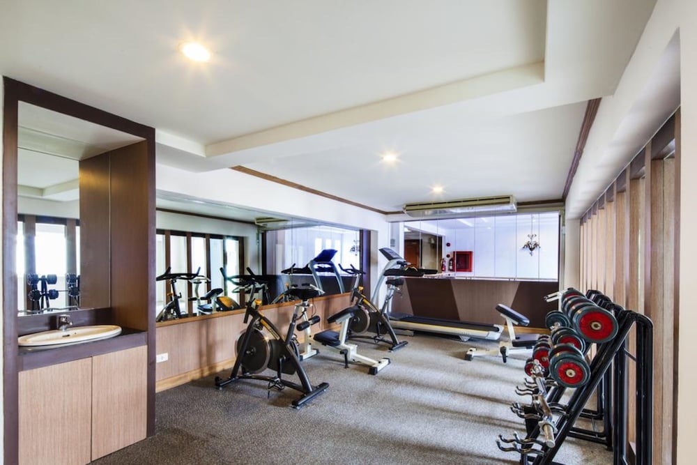 Golden City Rayong Hotel 42/69