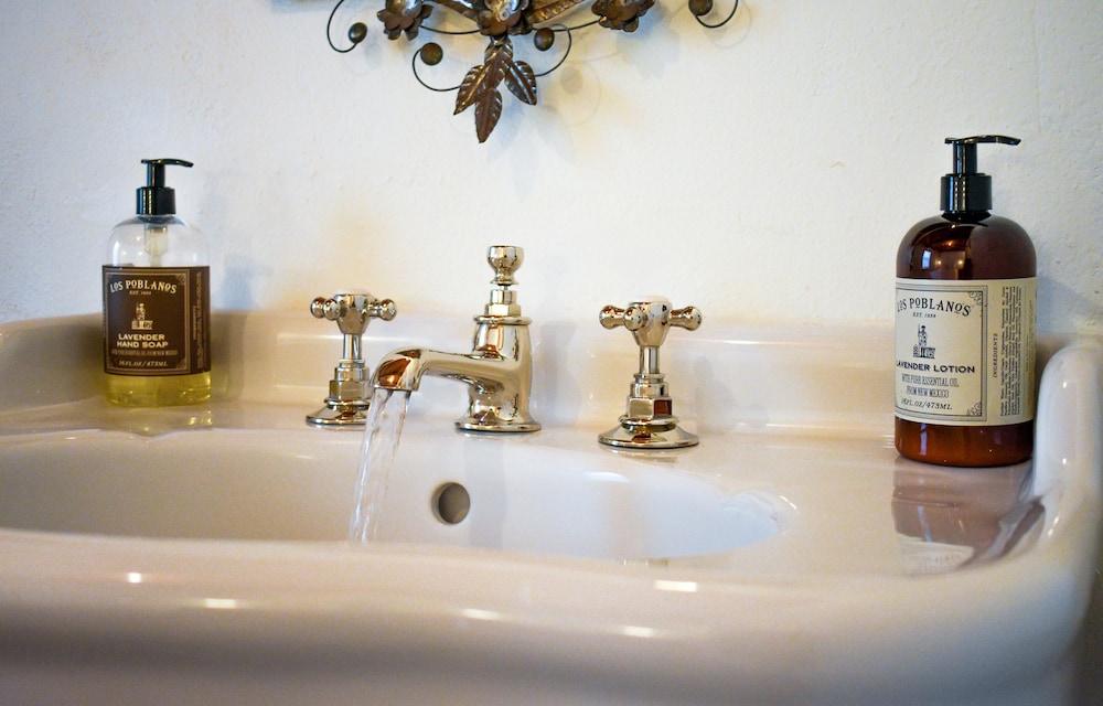 El Paradero Bed & Breakfast Inn 37/79