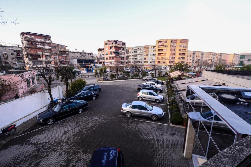 Hotel Argenti Shkoder 44/48