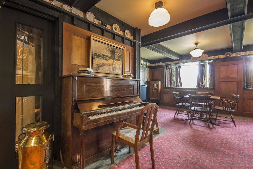 Quality Inn Waddling Dog Saanichton 32/37