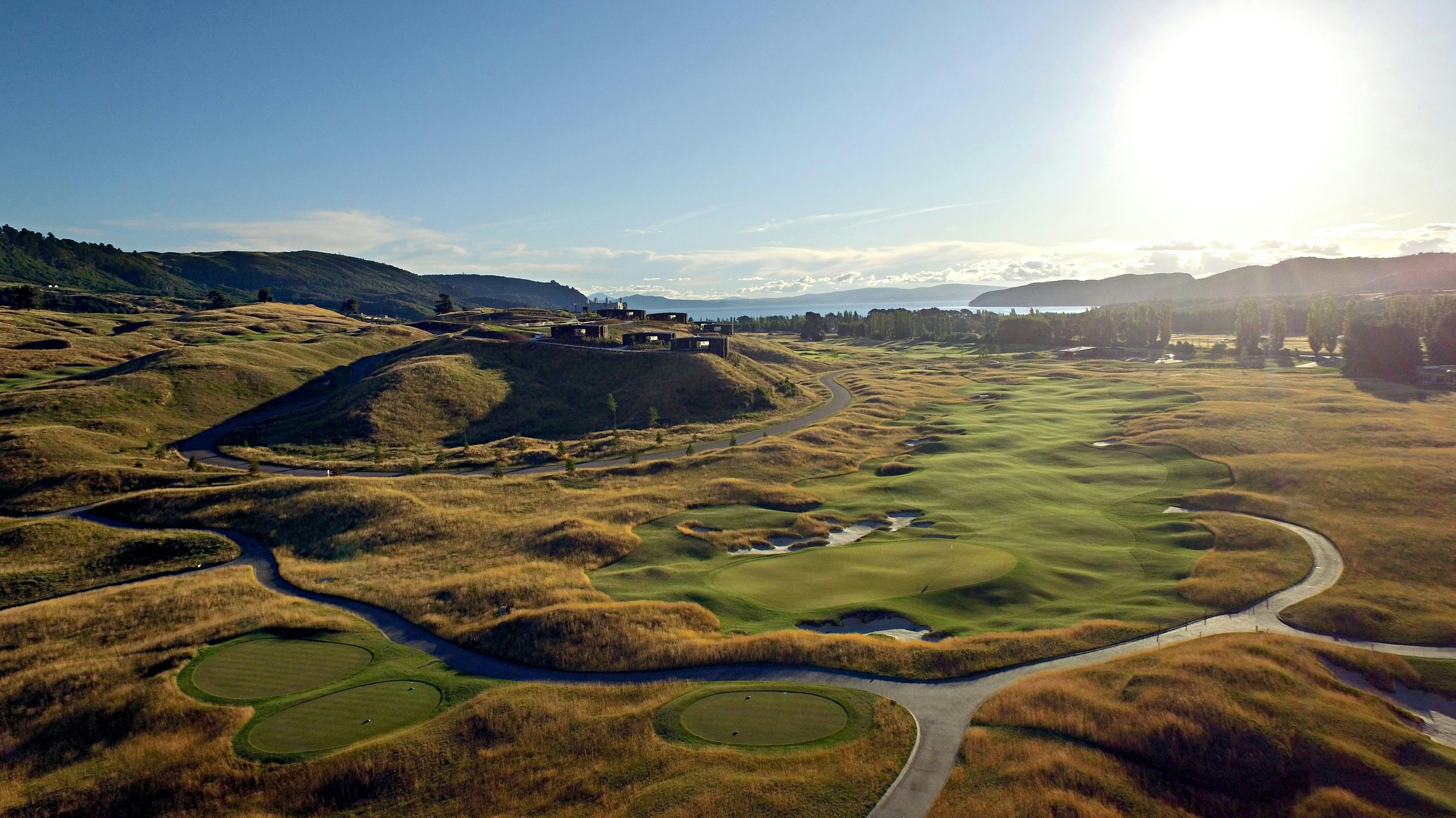THE KINLOCH CLUB 44/48