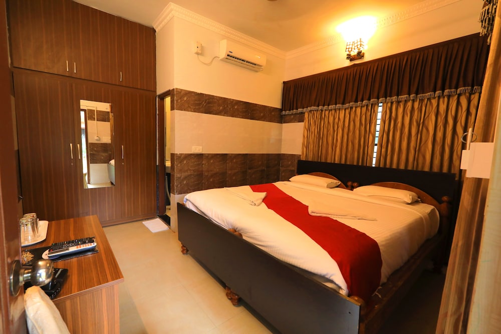 JalMahal Resort &amp; Spa 21/72