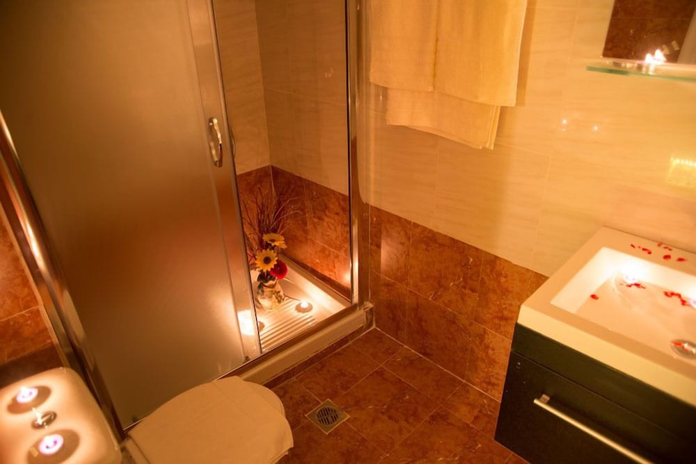 Porto Enetikos Suites 50/50