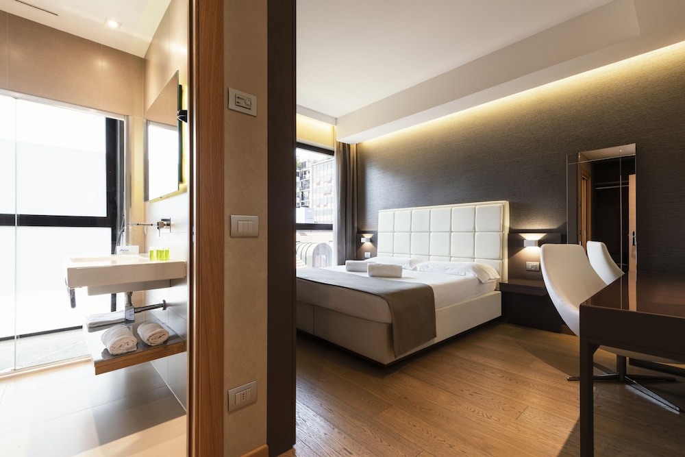 Mokinba Hotel Baviera 19/72
