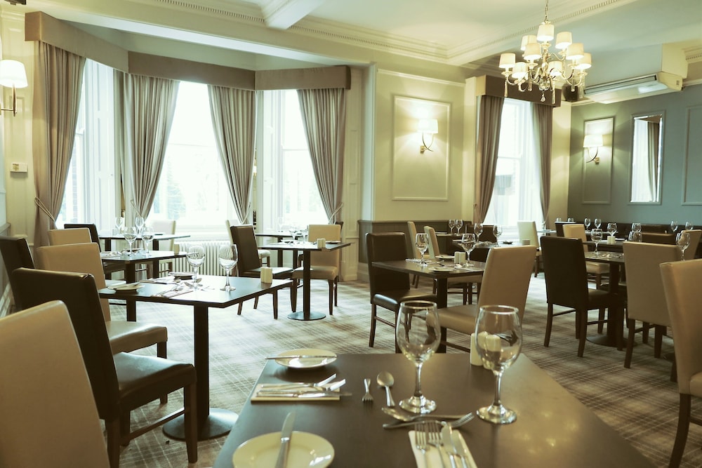 Burn Hall Hotel 36/52
