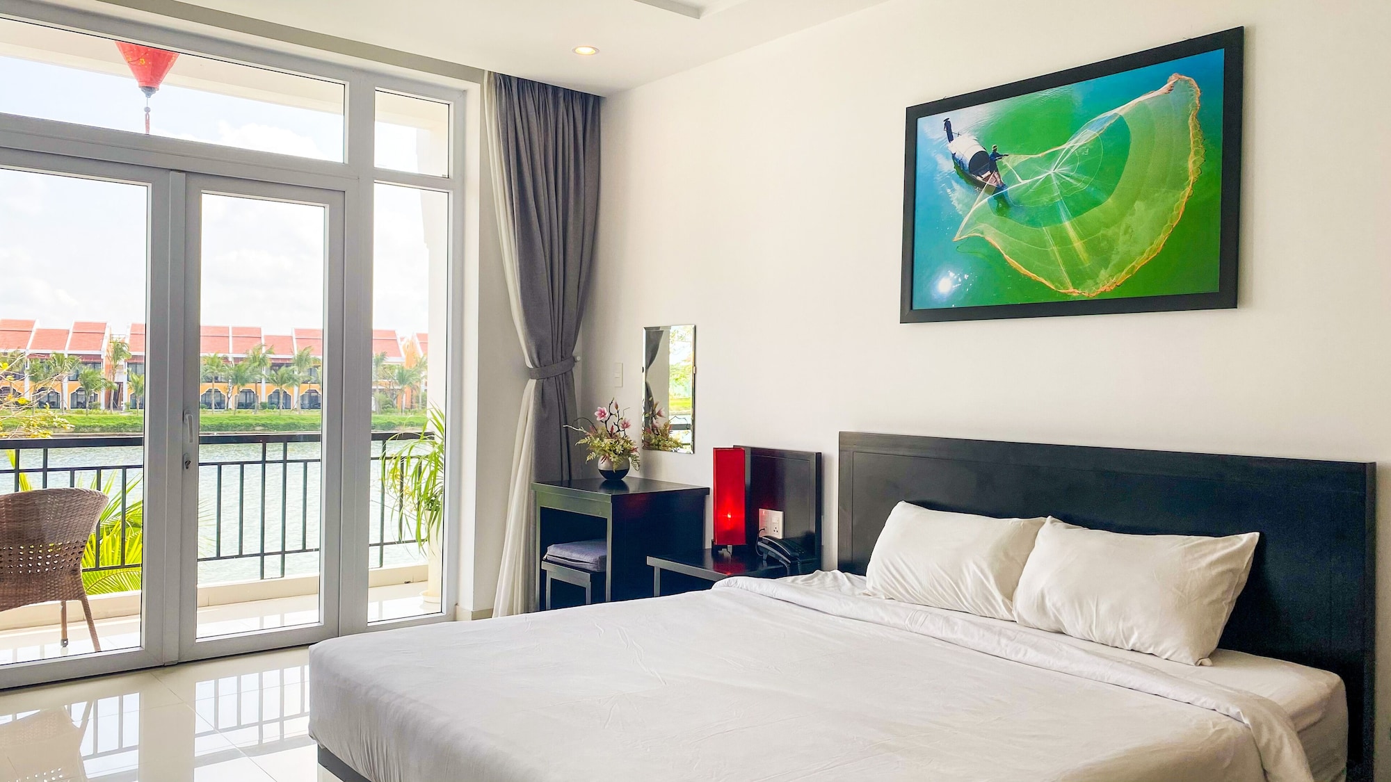DELUXE, KING BED, RIVER VIEW, BALCONY