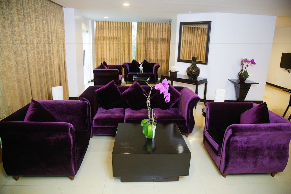 Forest Crest Nature Hotel and Resort Powered by ASTON (ex Chateau Royale Sports and Country Club) 44/77