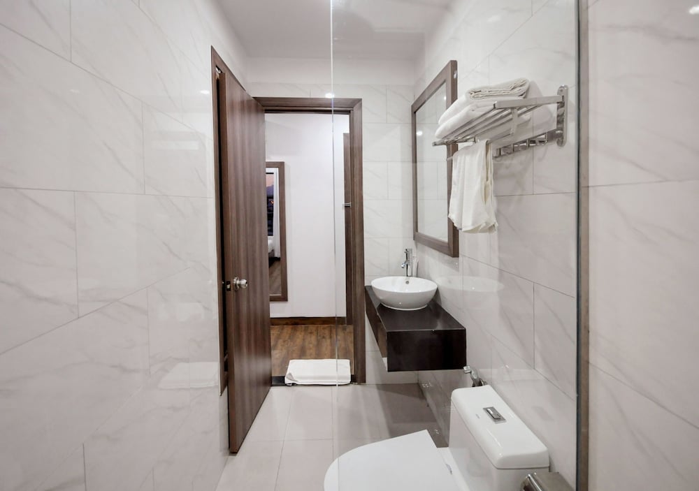 Mega Light Hotel 43/43