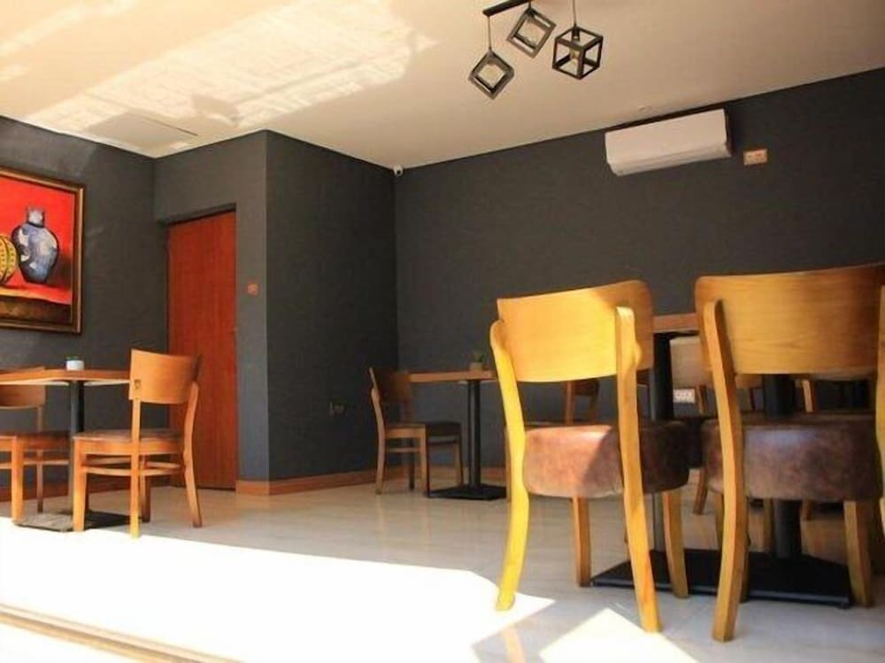 Thavhani boutique hotel 15/17