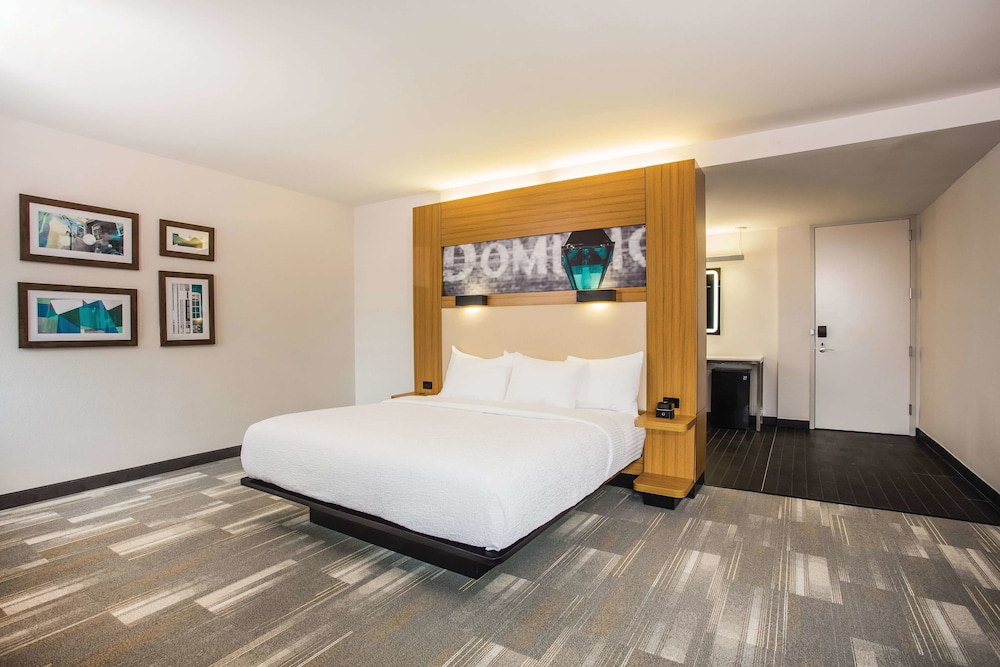 La Quinta Inn & Suites by Wyndham Winchester 20/44