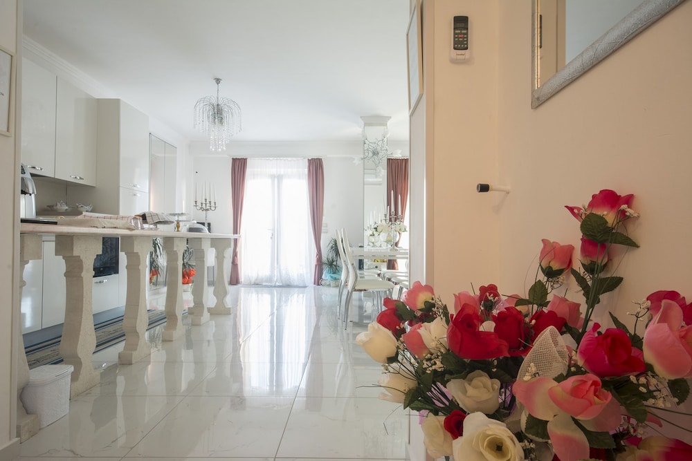 Villa Armonia 73/93