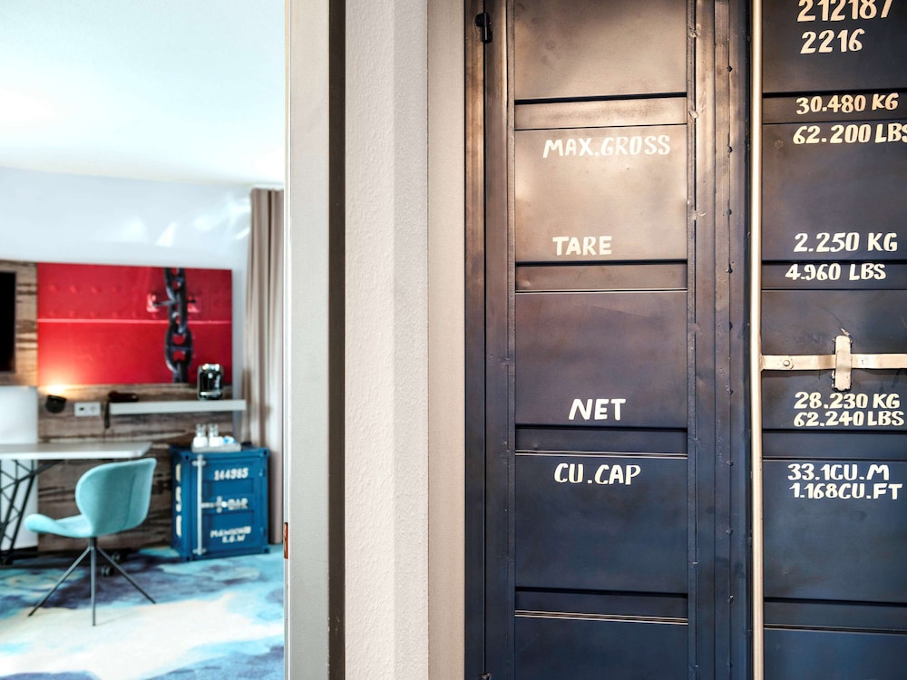 MERCURE HOTEL HAMBURG CITY 43/73