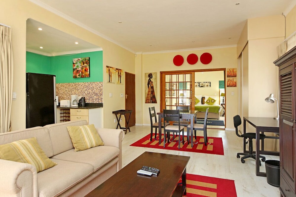 Kleinbosch Lodge 21/45