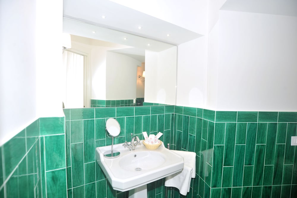 Core Amalfitano City Suites 20/39