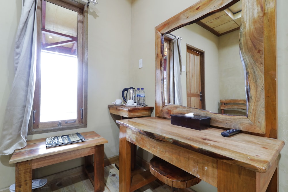 Alloyna Country Cottage by ZUZU 20/22