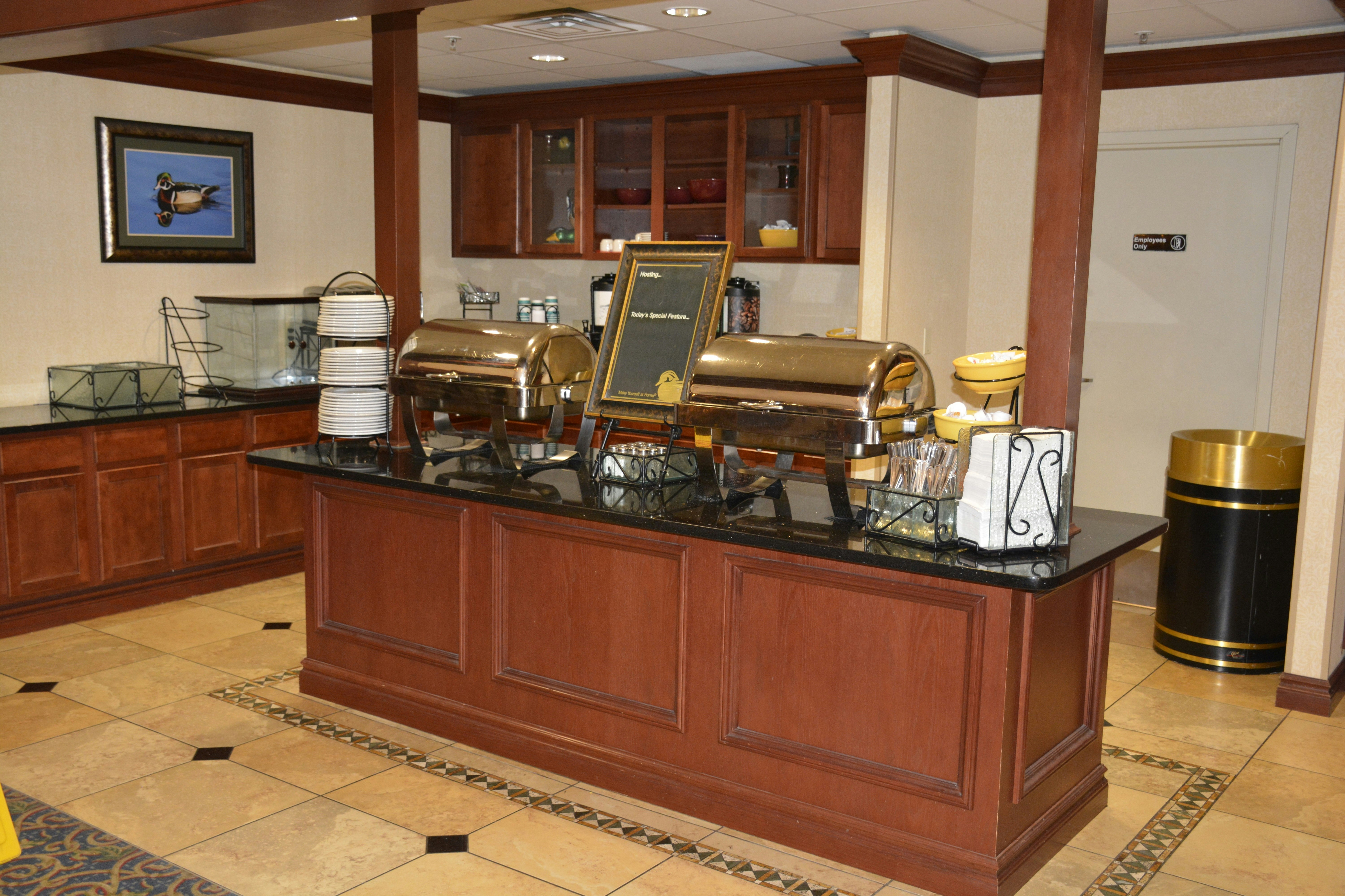 Lobby at Homewood Suites by Hilton Brighton, BRIGHTON - MI
