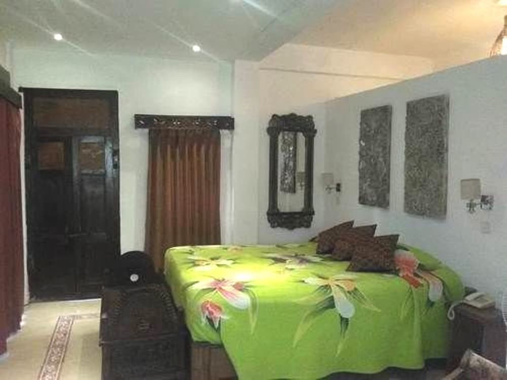 Gazebo Beach Hotel 16/50