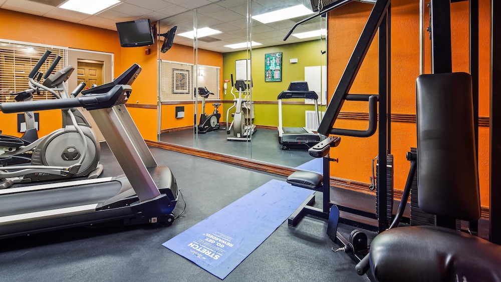 Best Western Plus Hobby Airport Inn and Suites 27/58