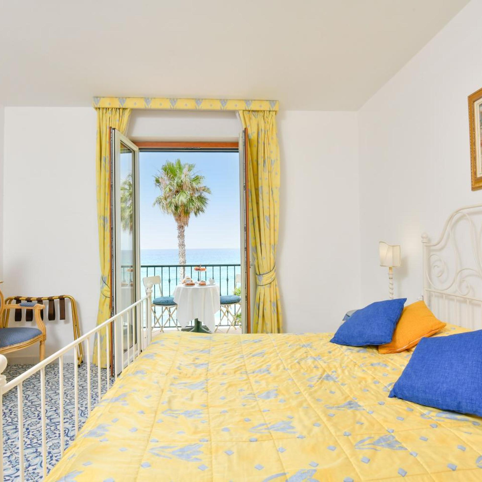 Standard, Double Bed, Side Sea View, Annex