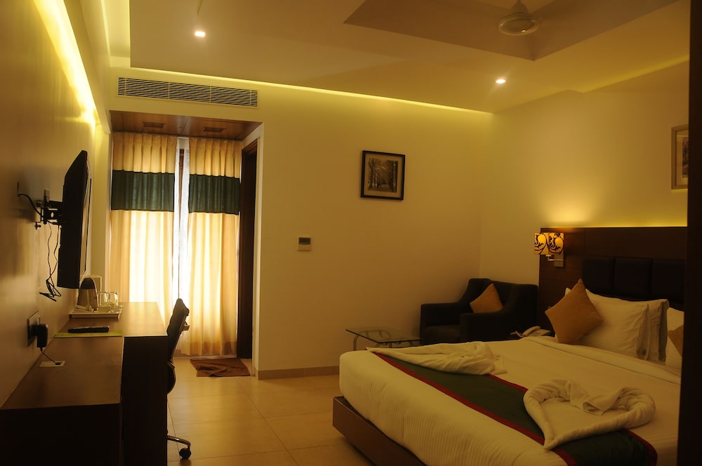 Nk Grand Park Hotel 19/60