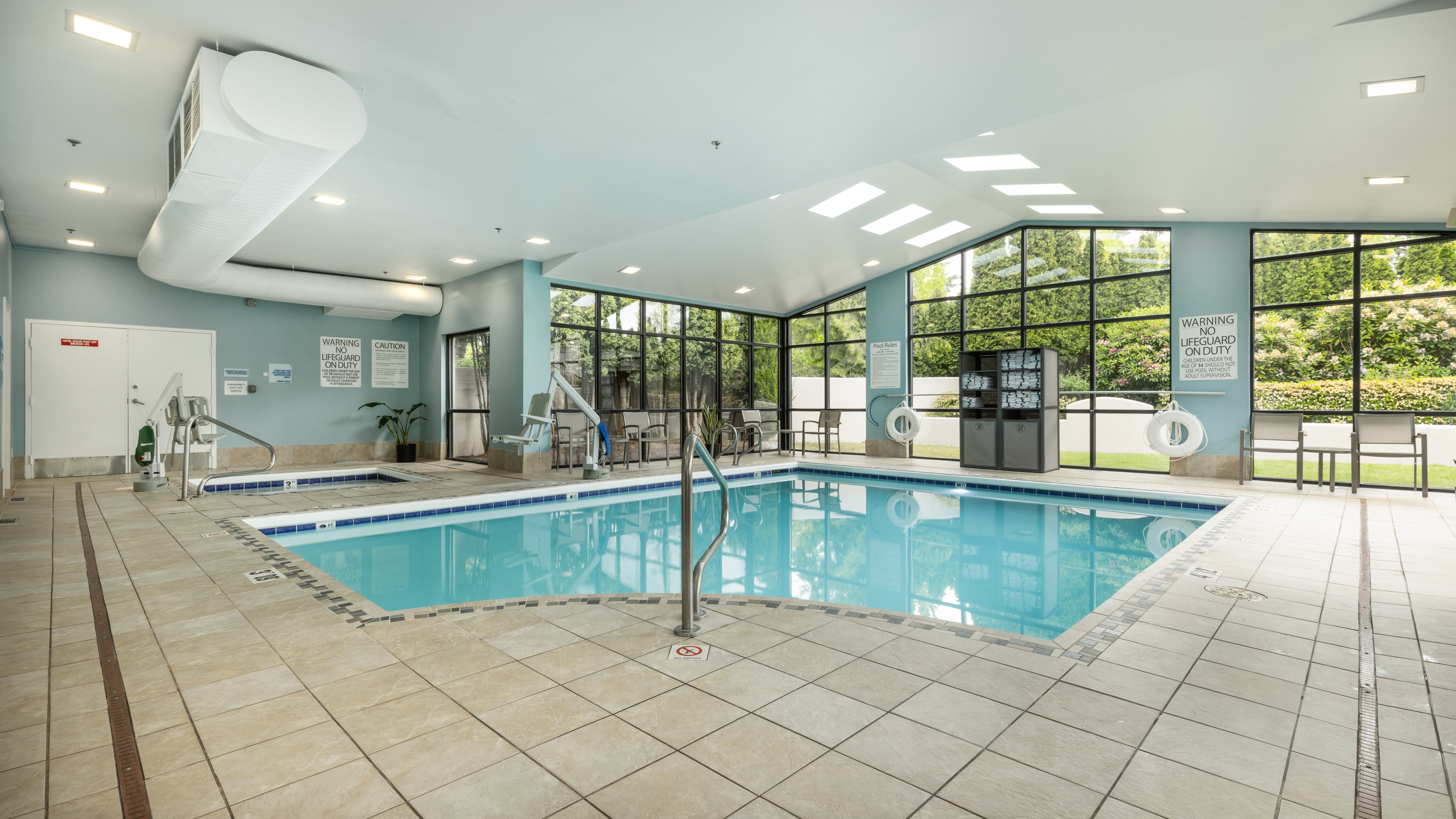 Holiday Inn Express Bellingham 39/72