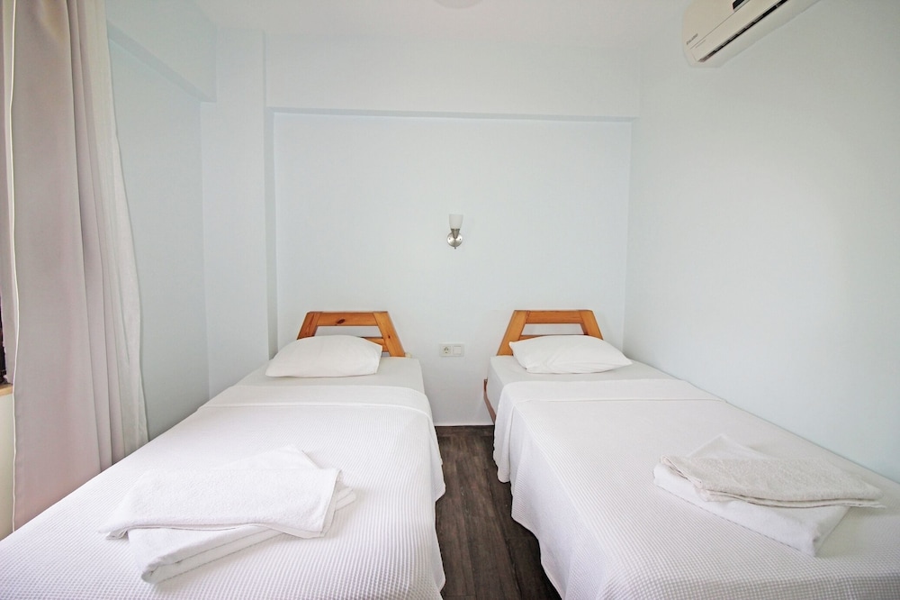 Arsipel Hotel 11/46