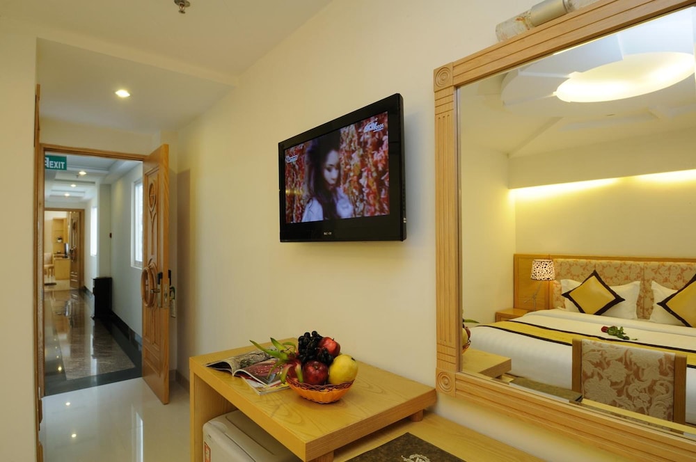 Vuong Tai Hotel 49/61