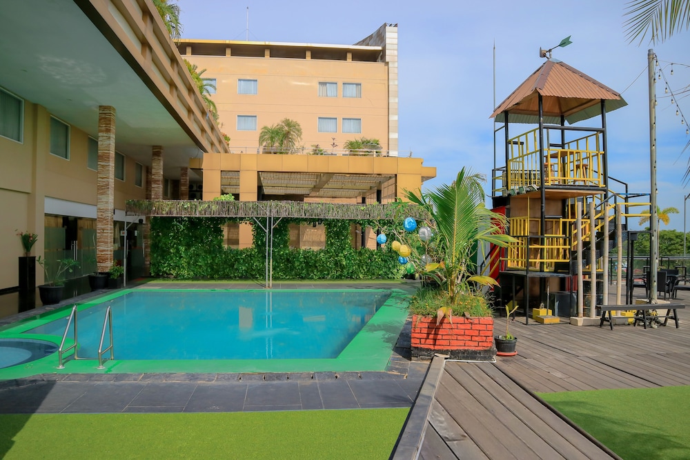 Grand Qin Hotel Banjarbaru 7/43