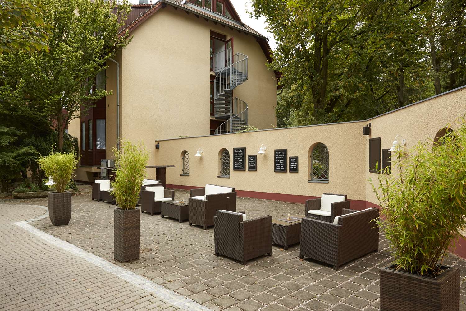 H Hotel Nuremberg Ex Ramada Landhotel 55/59