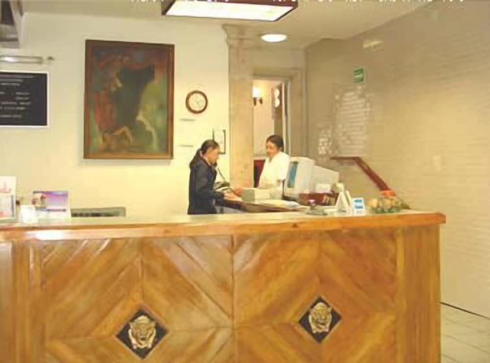 Posada Hidalgo Inn 5/40