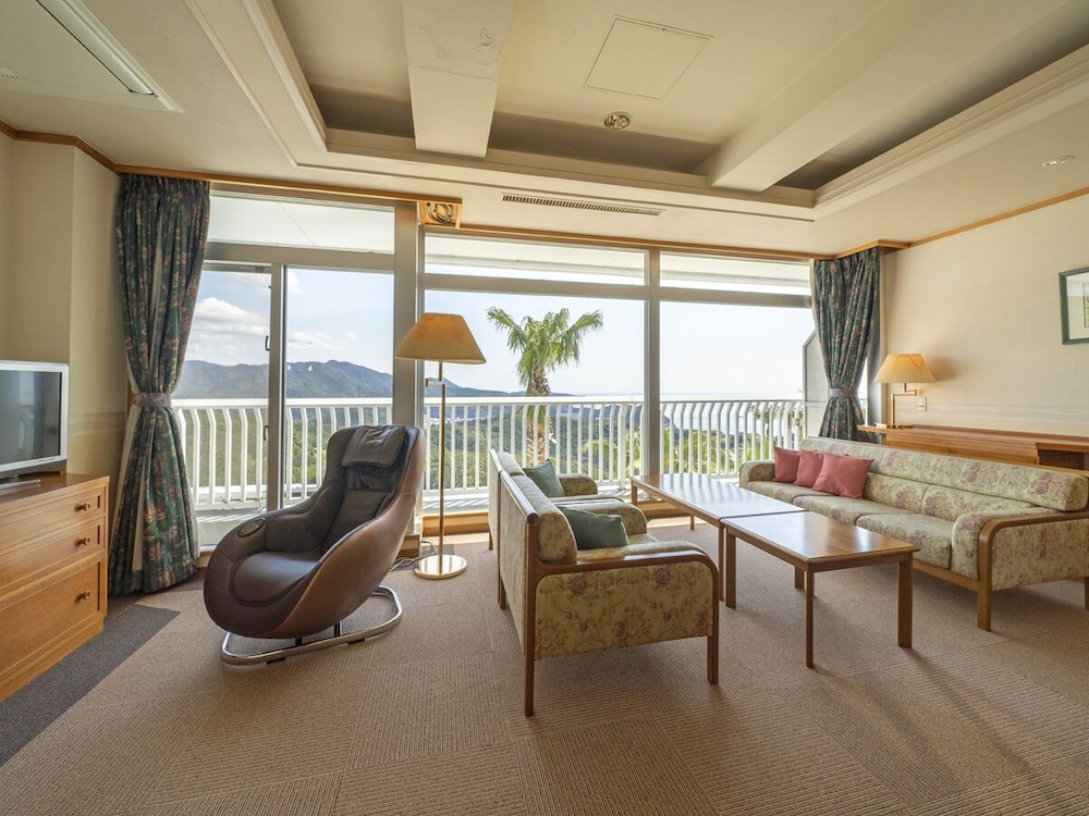 HOTEL BELLEVEDERE 29/46