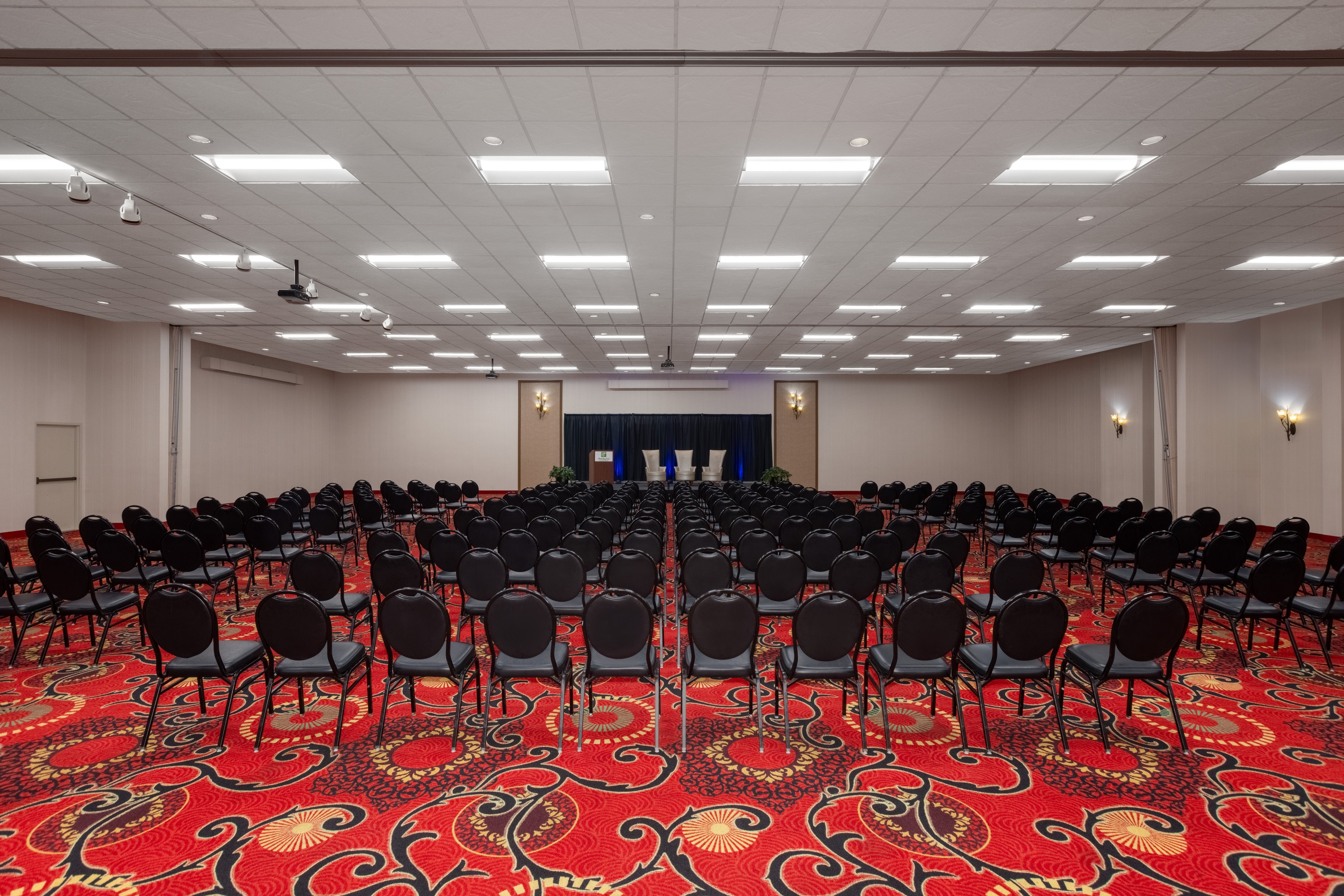 Holiday Inn Des Moines Airport Conf Center 67/79