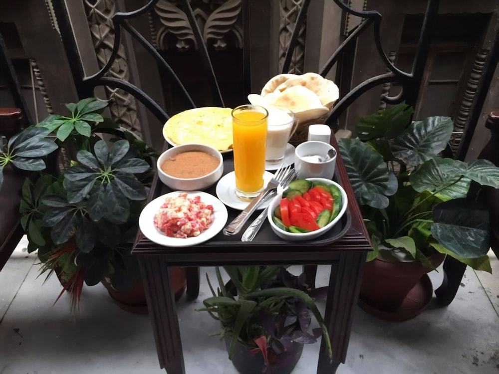 Cairo Paradise Hotel 35/50