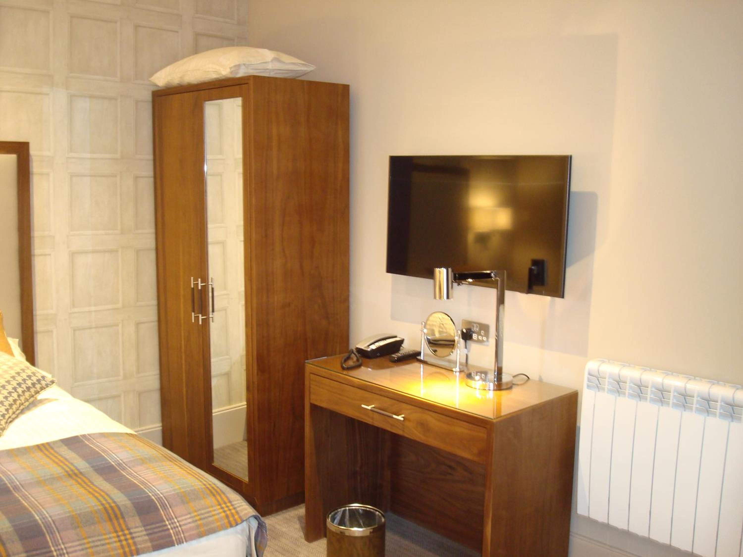 Cruachan Hotel 9/55