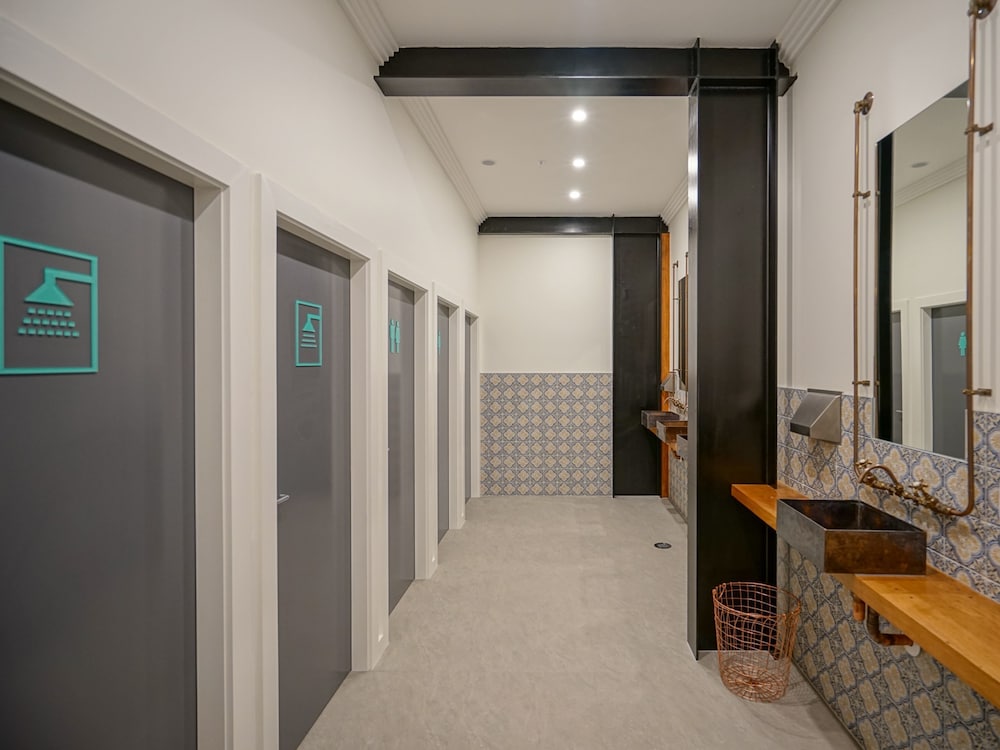 The Marion Hostel 8/57