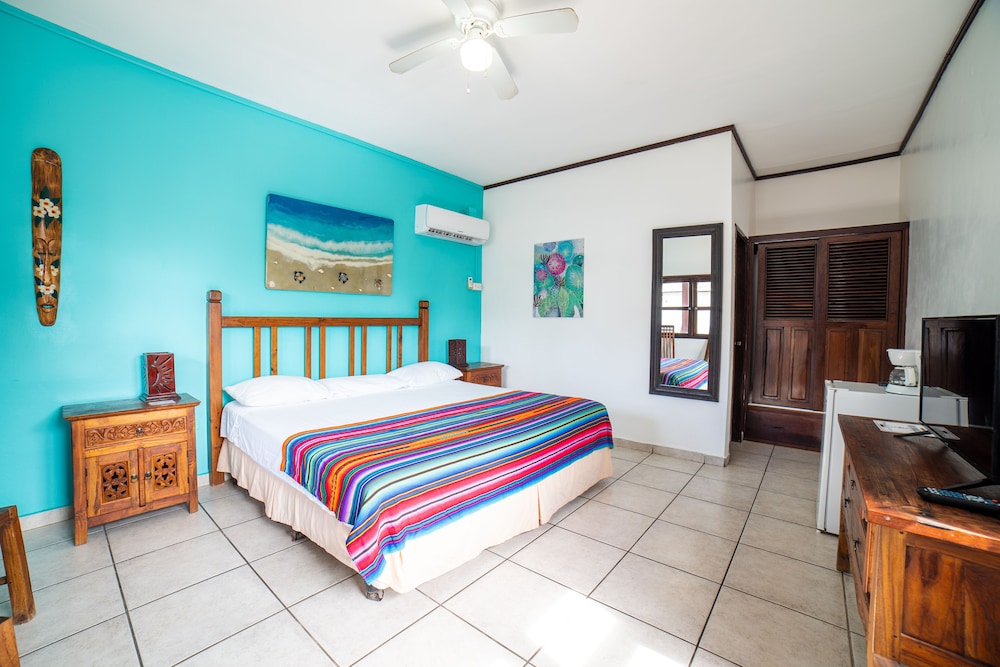 Splash Inn Dive Resort 13/38