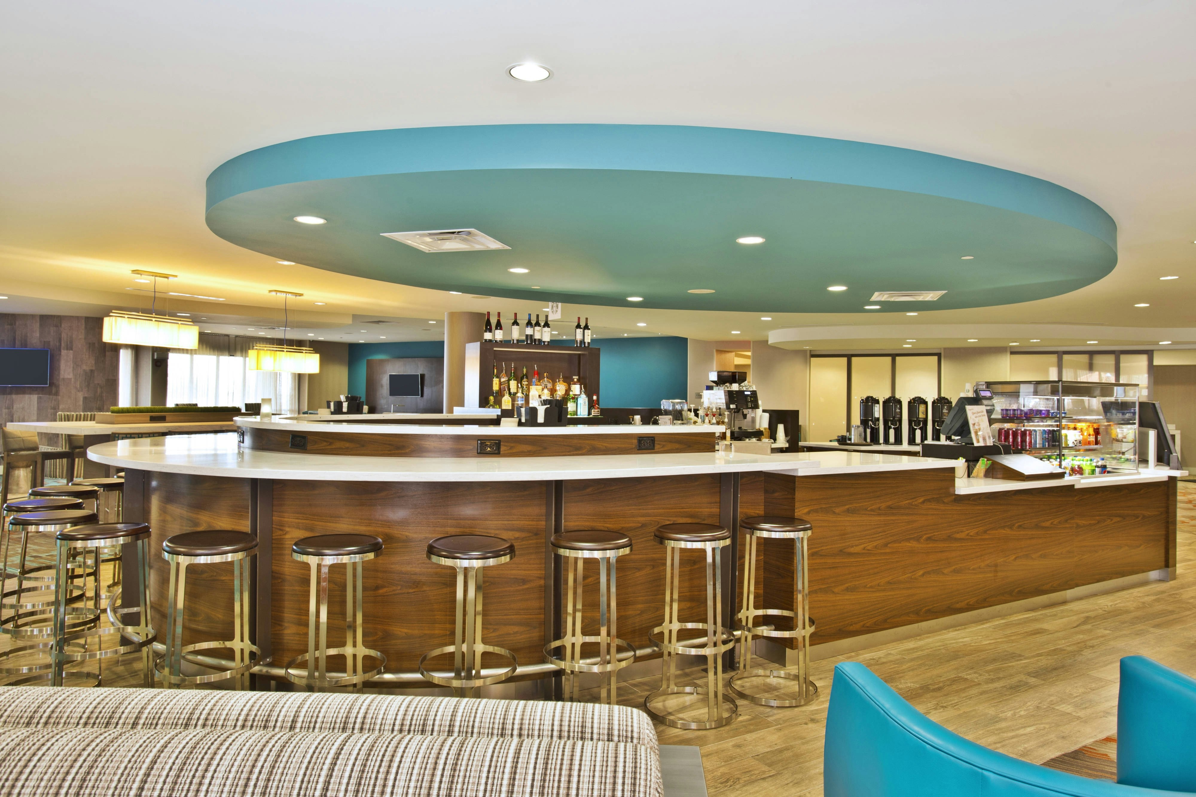 Courtyard By Marriott Gulfport Beachfront 28/45