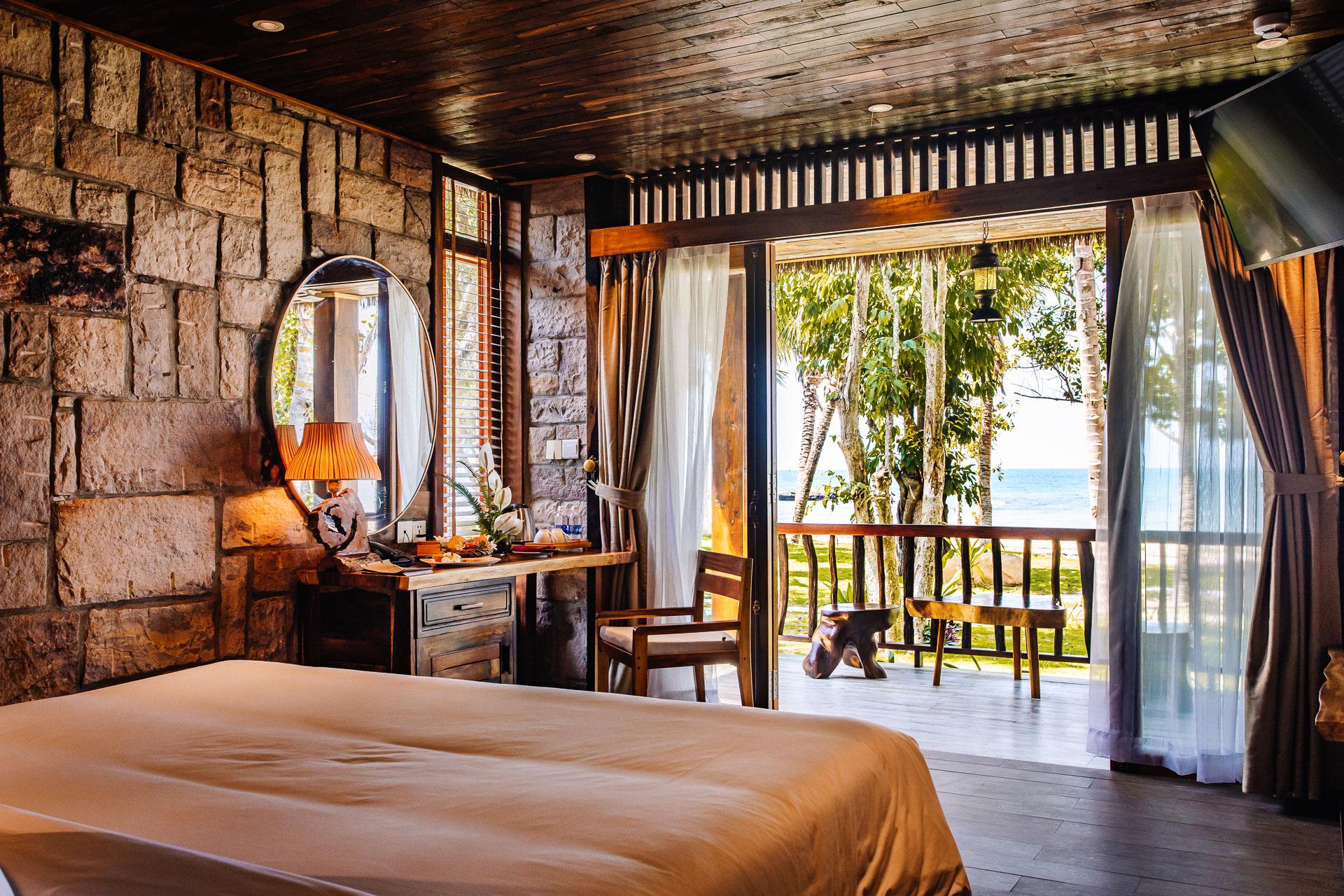 Beach, Ocean, King Bed, Bay View