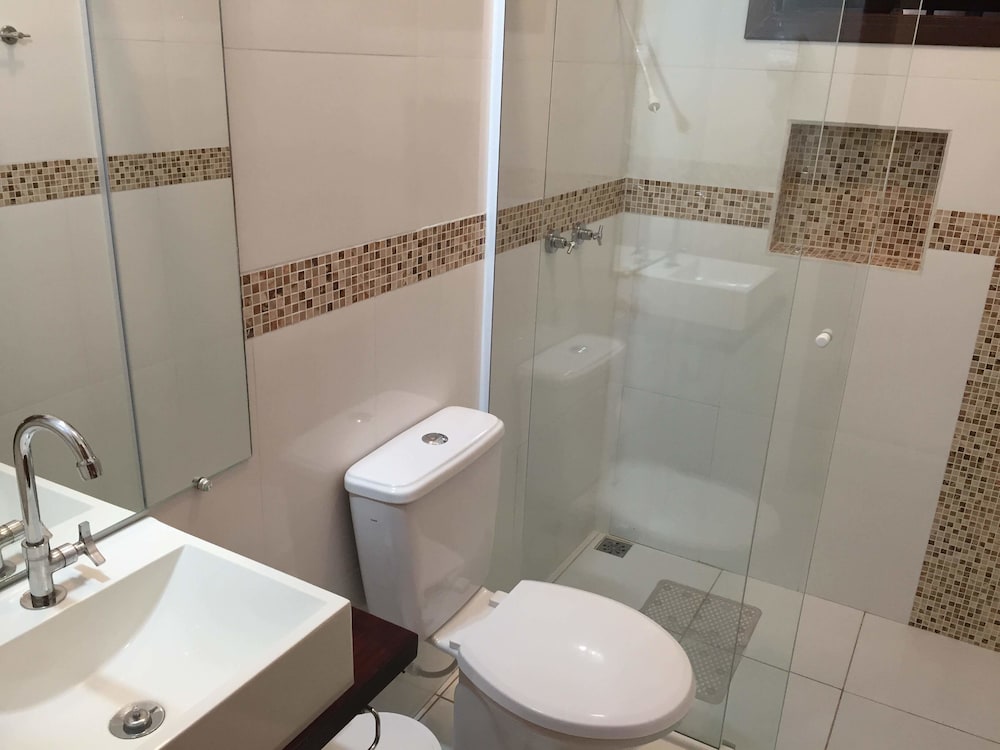 POUSADA BEZERRA 46/50