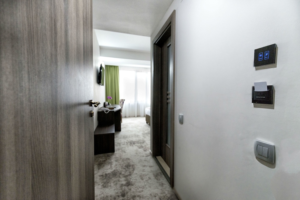 PRESTIGE BOUTIQUE HOTEL CRAIOVA 4/65