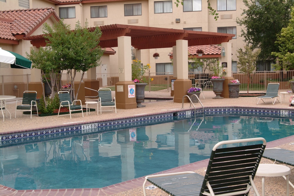 Staybridge Suites Lubbock 1/60