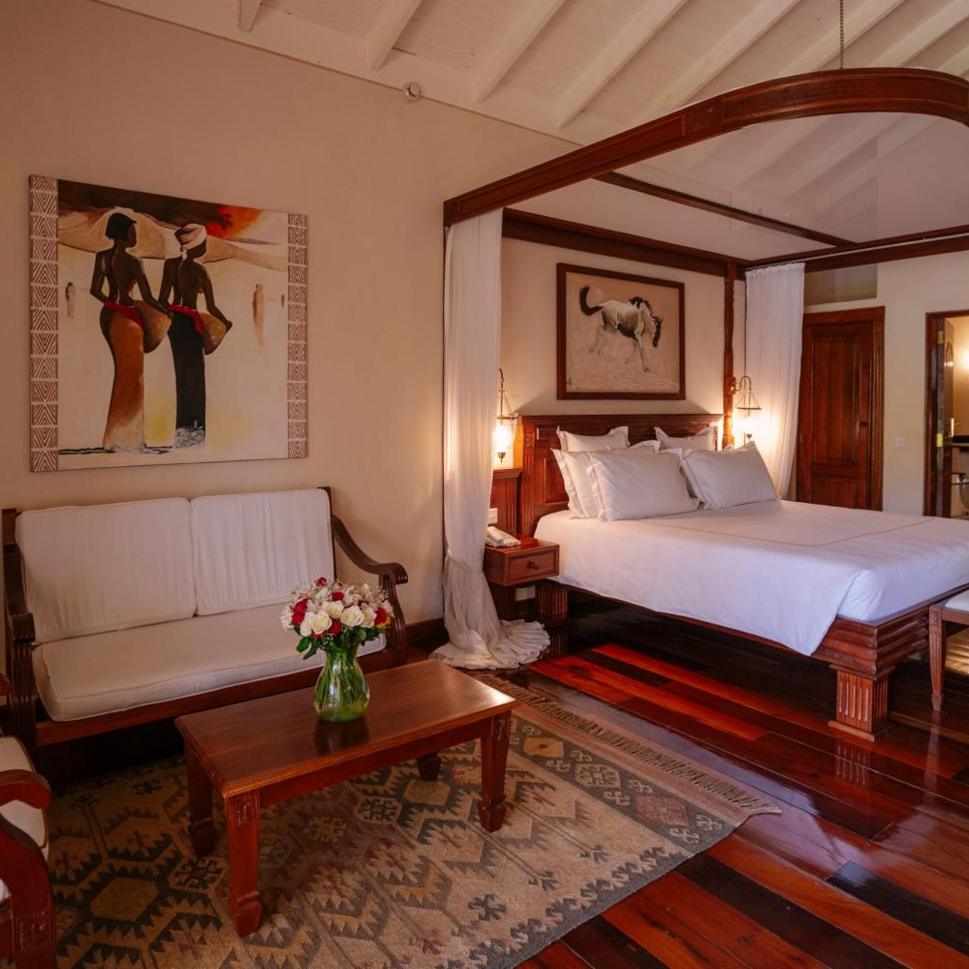 Suite, Ocean Beach Resort & Spa 4/6