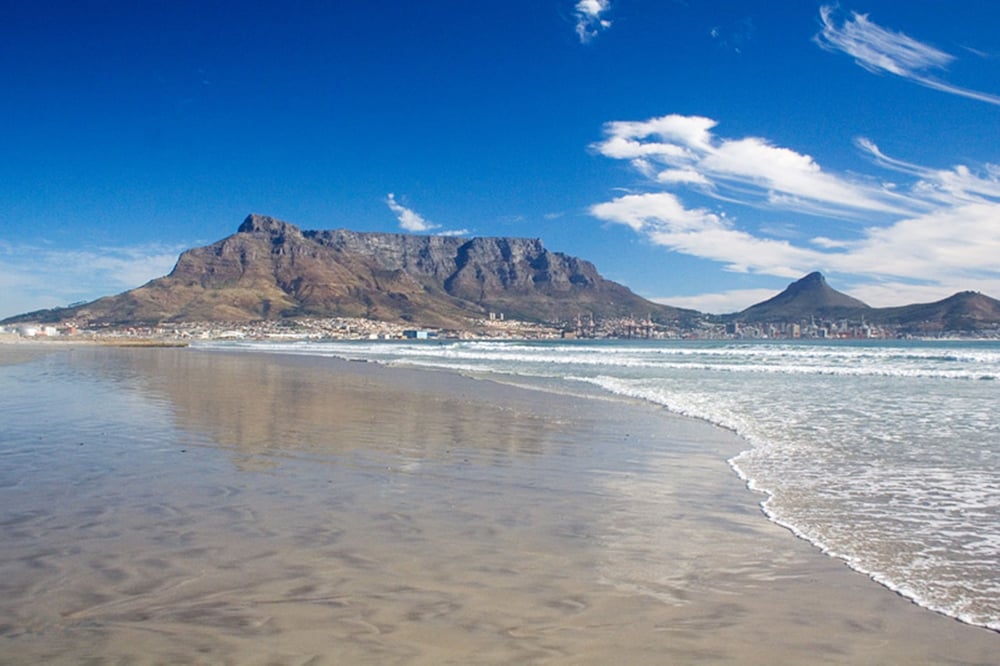 Cape Town Beachfront Apartments At Leisure Bay 44/50