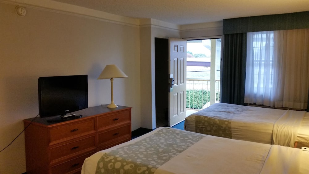 Motel6 Grand Prairie, TX - Interstate 30 35/51