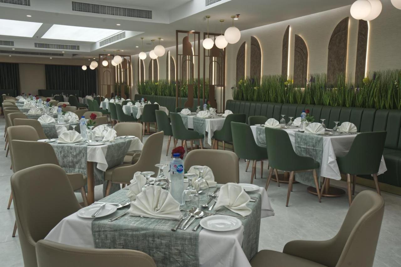 Grand Millennium Al Haram Hotel 47/58