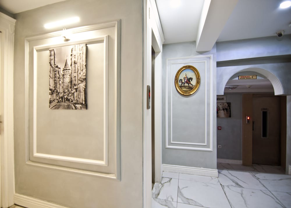 Nova City Hotel 22/85