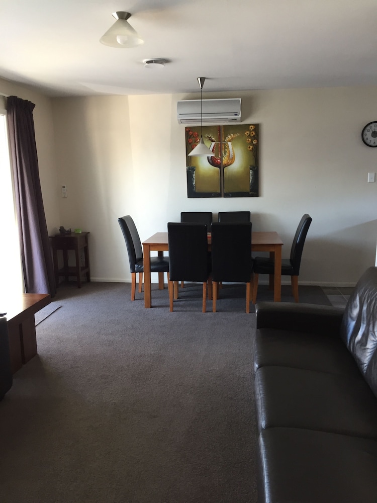 Cashel Court Motel 22/31