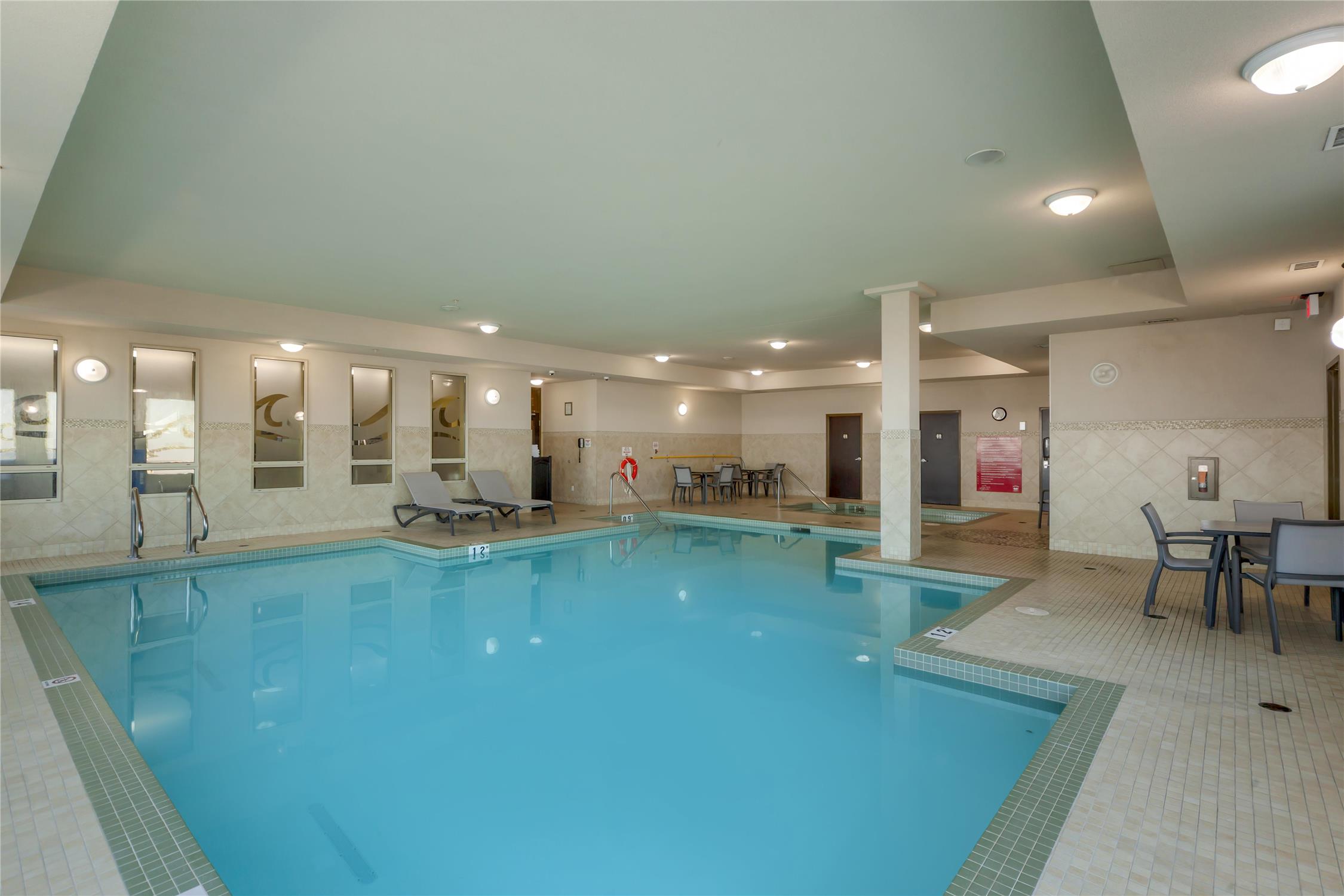 Best Western Plus Sherwood Park Inn and Suites 34/59