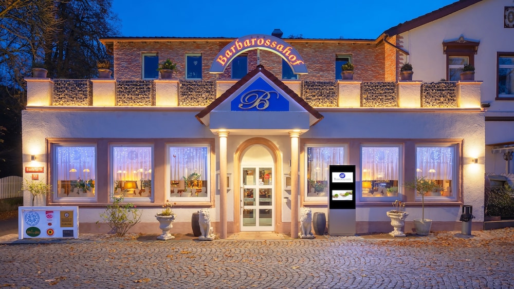 Hotel Restaurant Barbarossahof 2/72